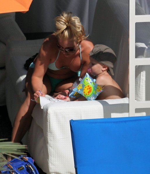 Бритни Спирс с детьми