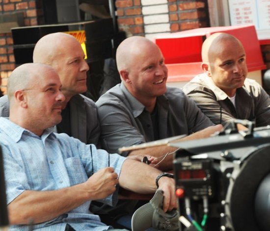 Брюс Уилилс на съемках