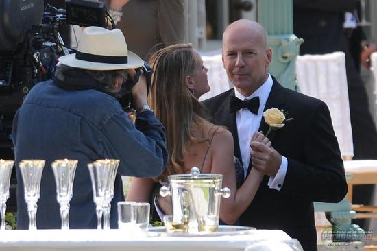 Брюс Уилилс на съемках