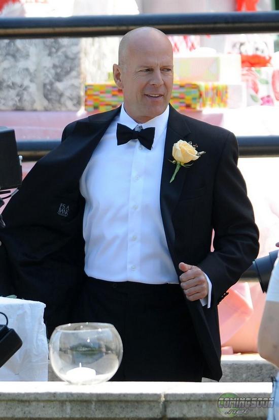 Брюс Уилилс на съемках