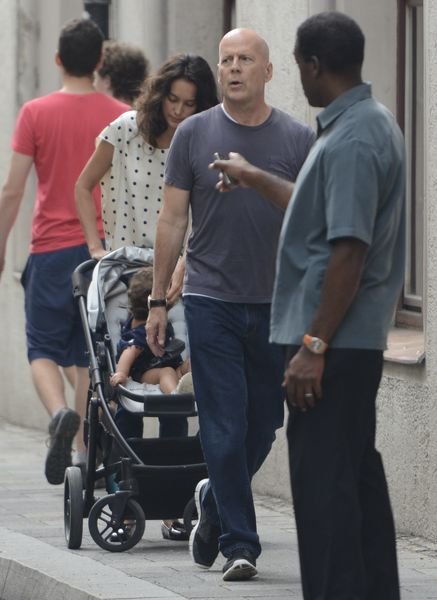 Брюс Уиллис