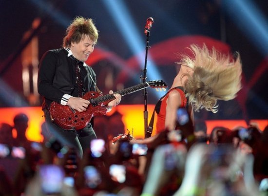 CMT Music awards  2013