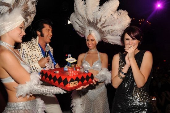 день рождения Румер Уиллис