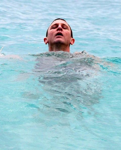 Дэниел Крэйг9