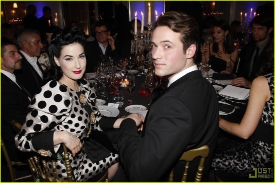 Дита Фон Тиз2