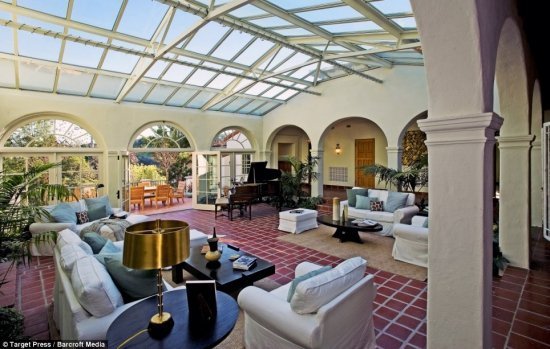 дом Скарлетт Йоханссон