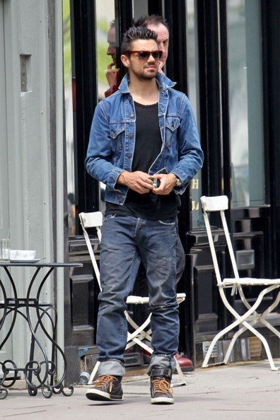 Доминик Купер