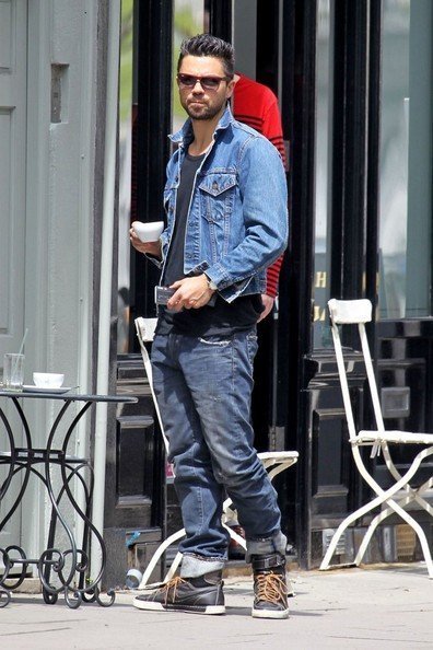 Доминик Купер