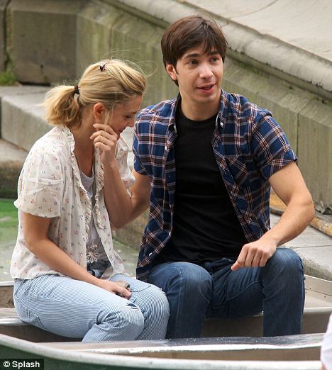 Дрю Бэрримор и Джастин Лонг