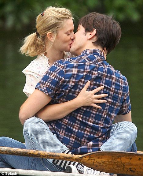 Дрю Бэрримор и Джастин Лонг