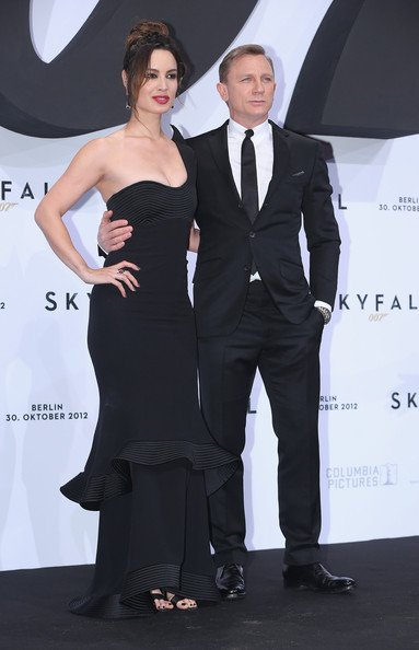 Джеймс Бонд