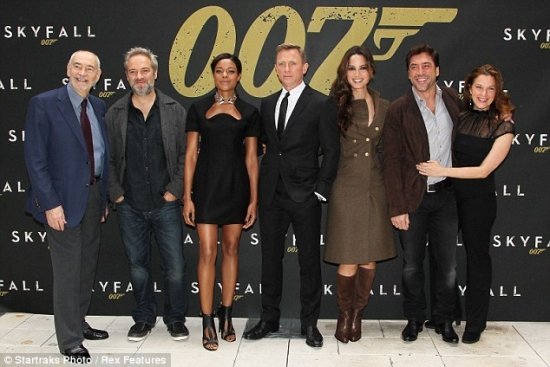 Джеймс Бонд