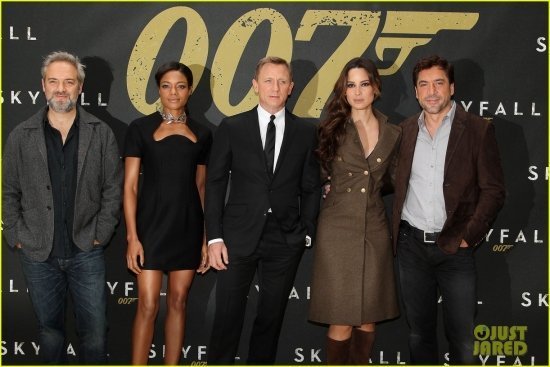 Джеймс Бонд