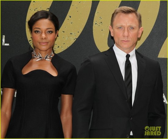 Джеймс Бонд