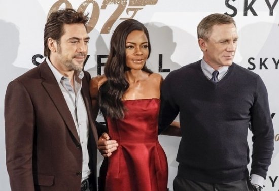 Джеймс Бонд