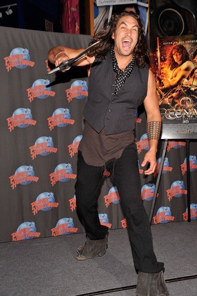 Джейсон Момоа