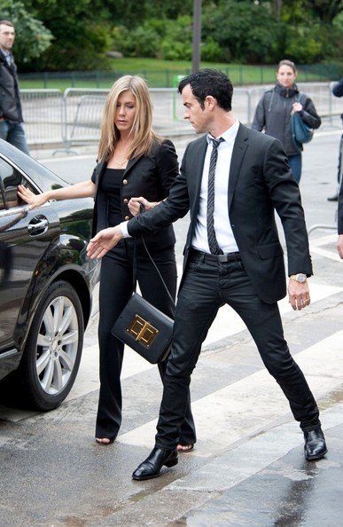 Дженнифер Энистон