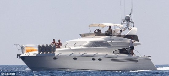 Дженнифер Энистон