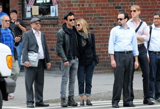 Дженнифер Энистон