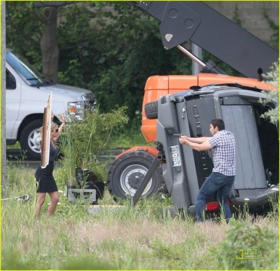 Дженнифер Энистони Джерард Батлер на съемках фильма Bounty