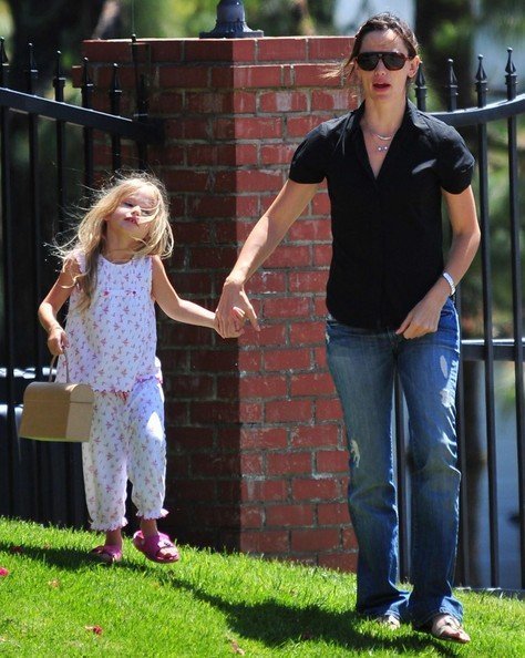 Дженнифер Гарнер