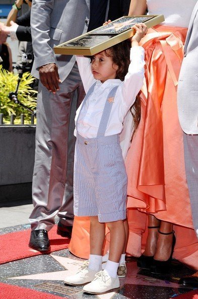 Дженнифер Лопес