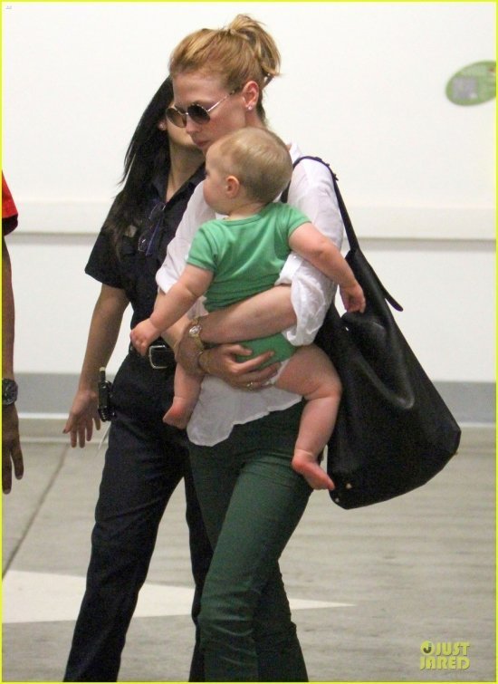 Дженьюэри Джонс