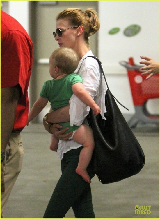 Дженьюэри Джонс