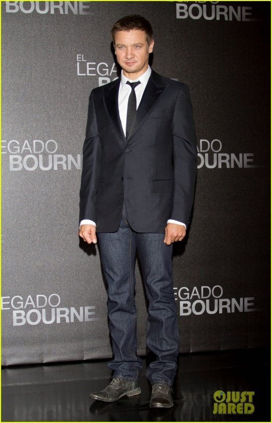 Джереми Реннер