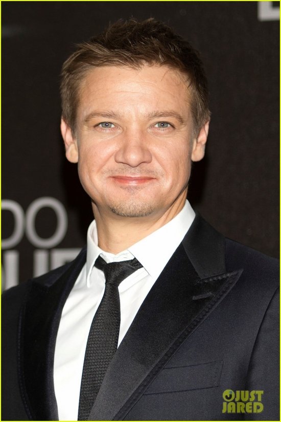 Джереми Реннер