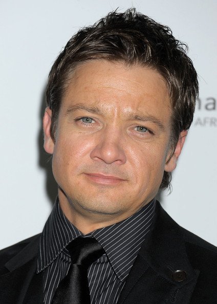 Джереми Реннер