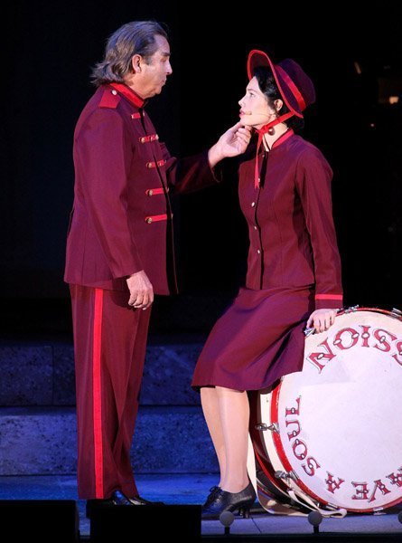 Джессика Бил в мюзикле 