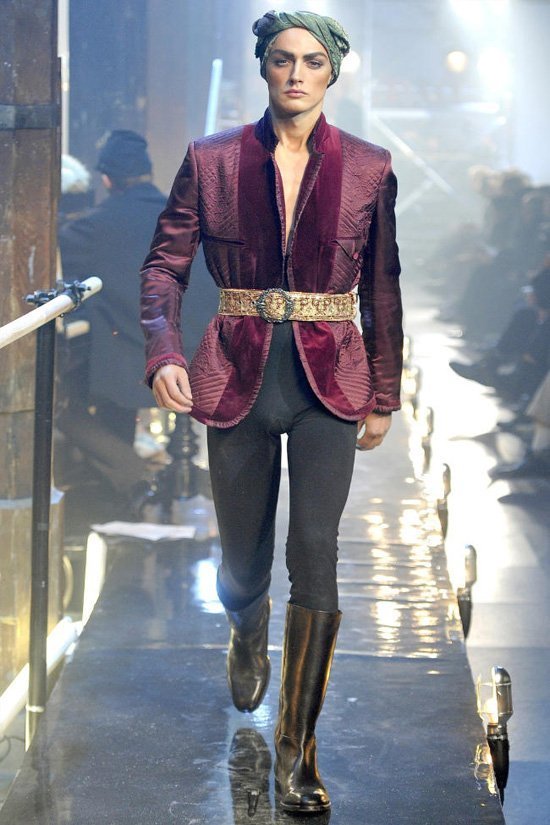 Джон Галльяно