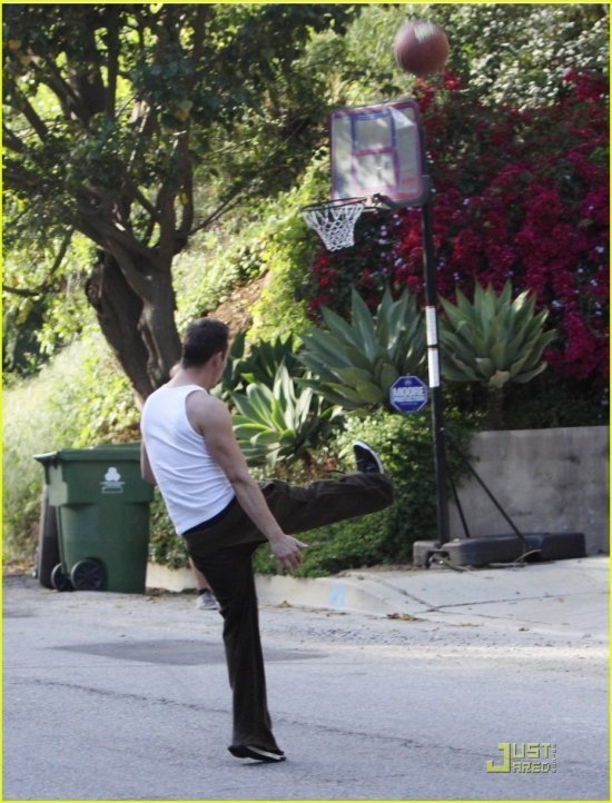 Джонатан Рис-Майер