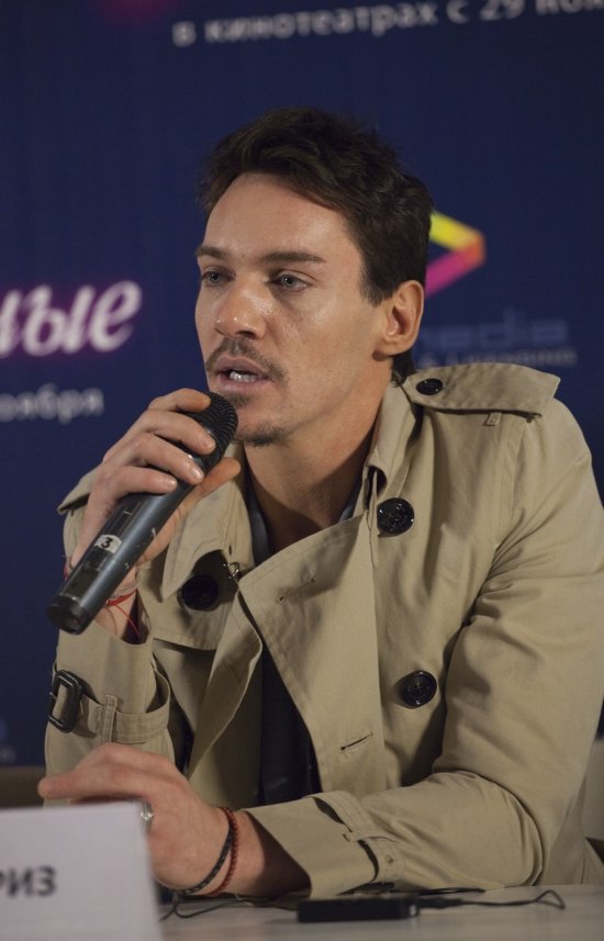 Джонатан Рис-Майерс