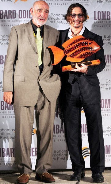 Джонни Депп на Багамах