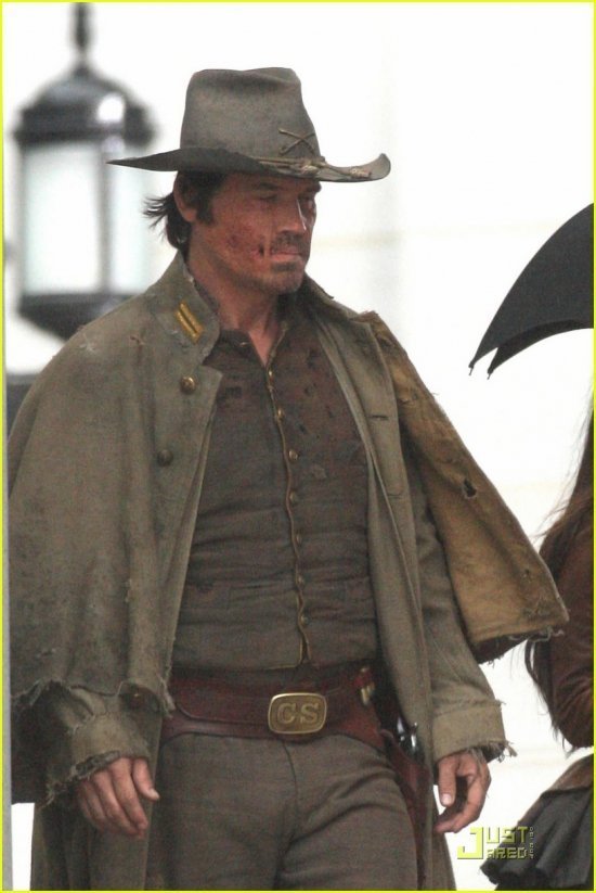 Джош Бролин1