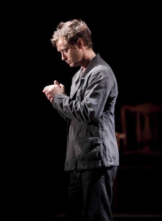 Джуд Лоу на Бродвее