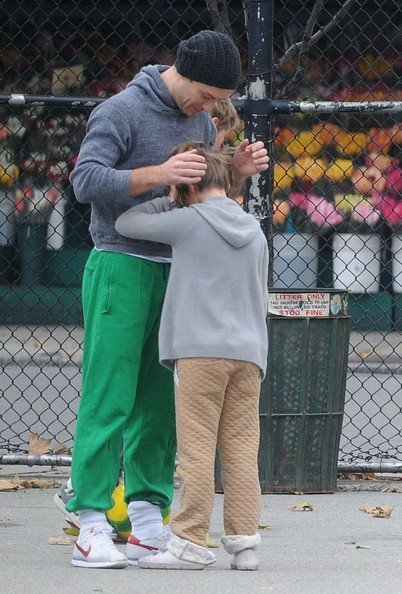 Джуд Лоу с детьми