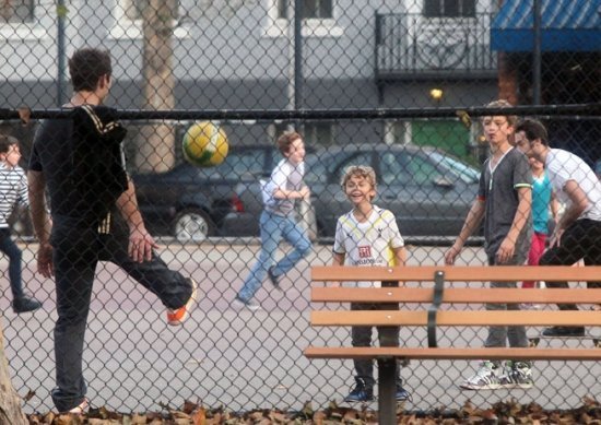 Джуд Лоу с детьми