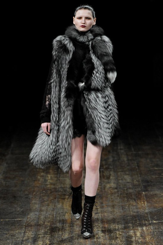 Джулиен Макдоналд