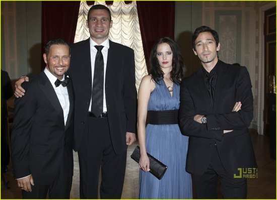 Эдриан Броуди