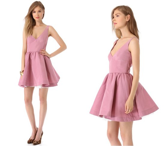 Элизабет Мосс