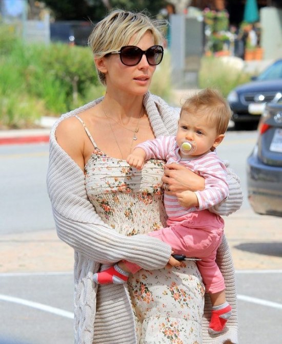 Эльза Патаки