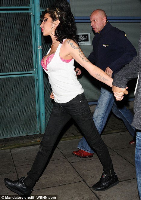 Эми Уайнхаус3