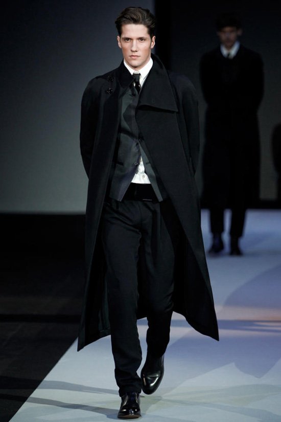 Эмпорио Армани