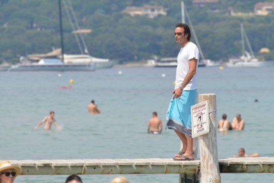 Энтони Делон