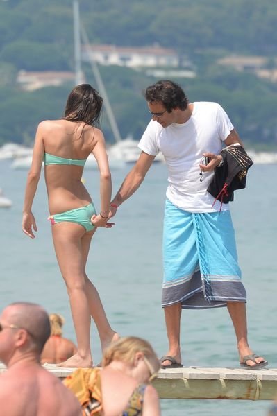 Энтони Делон