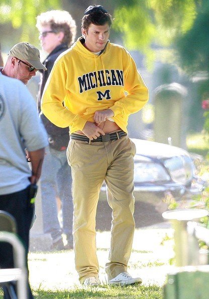 Эштон Кутчер