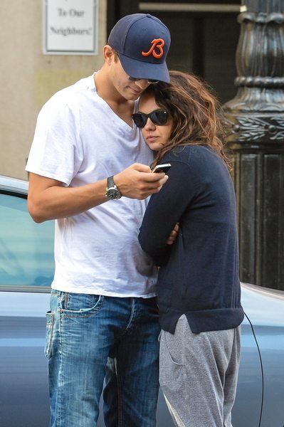 Эштон Кутчер